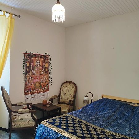Chambres D'Hotes Dans Mas Avec Jardin En Bord De Riviere Saumane Eksteriør billede